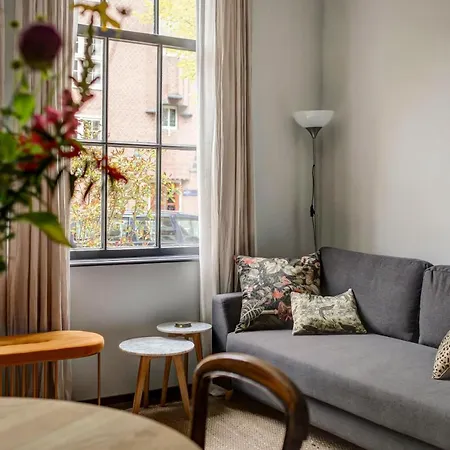 Canal House With Garden * アムステルダム