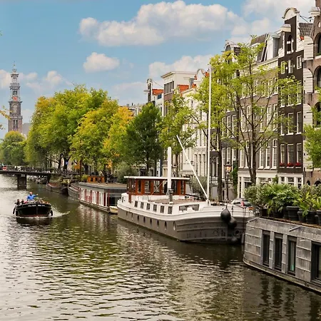 Canal House With Garden Apartment