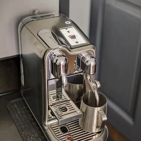 Canal House With Garden Amsterdam