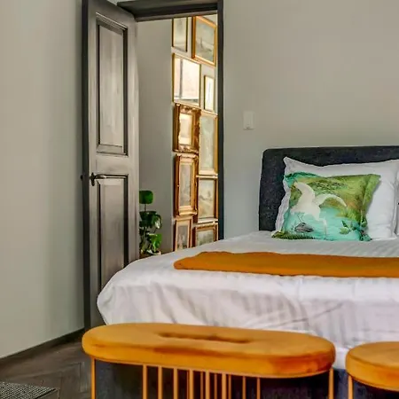 Apartment Canal House With Garden *